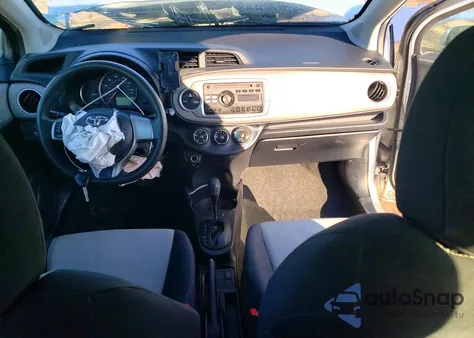 2014 Toyota Yaris z USA, uszkodzony, nr VIN JTDJTUD37ED597557